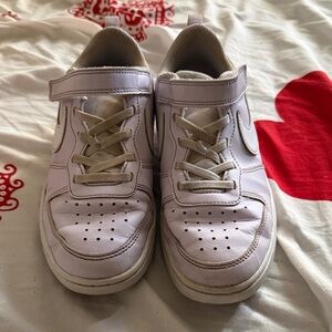 Nike Light Purple Youth Velcro Sneakers
